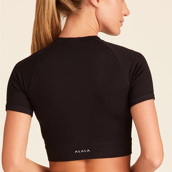 ALALA seamless barre crop tee black size medium - Picture 6 of 7